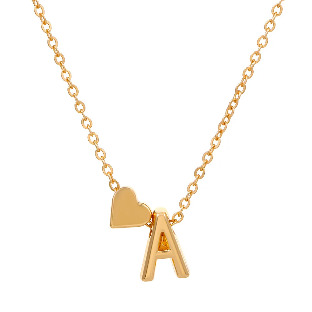 Fashionable love 26 English letters pendant necklace Creative and versatile peach heart short clavicle necklace