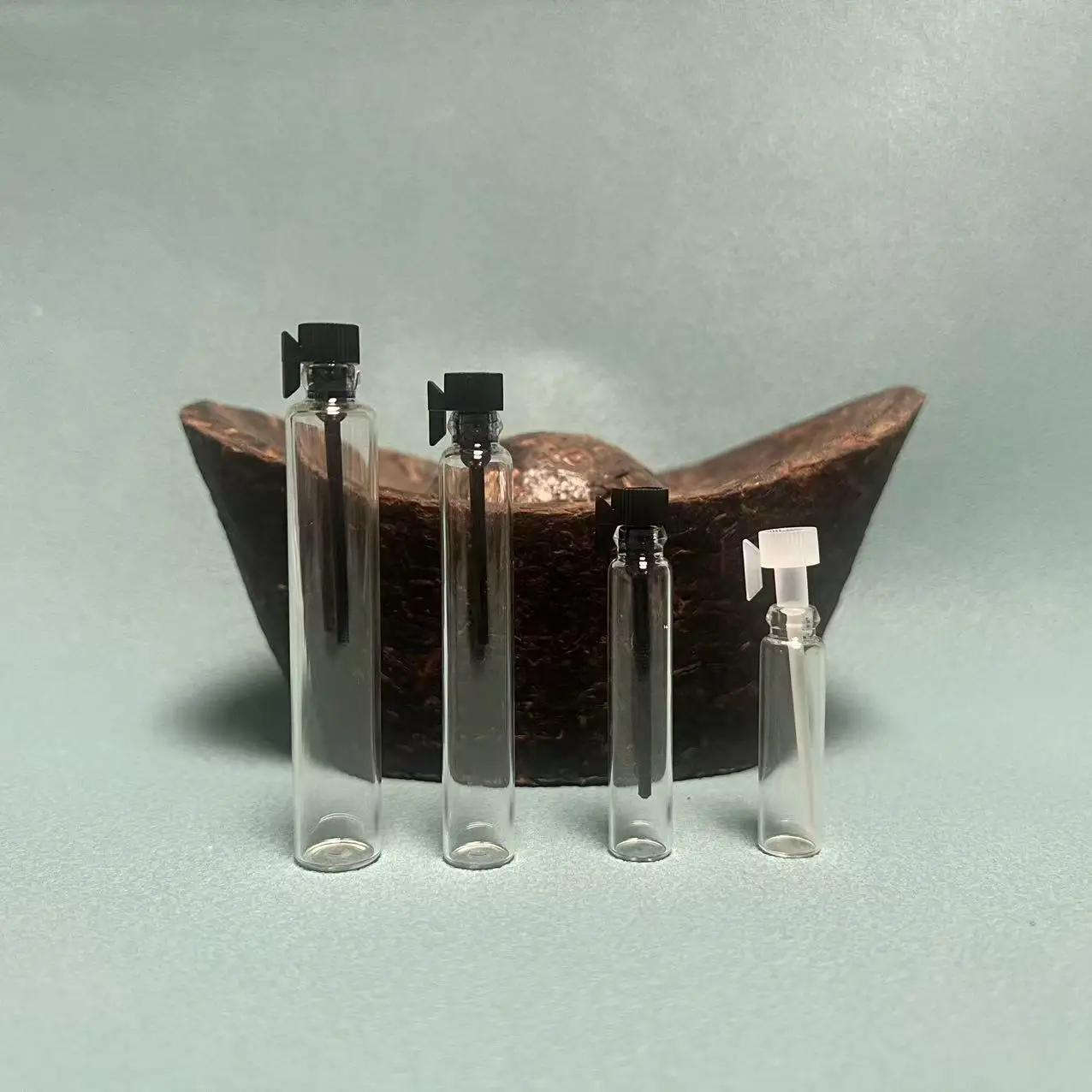 1ml 2ml 3ml 5ml  Wholesale Perfume Glass Tester Bottles Mini Perfume Sample Bottle Glass Vials 2ml With Snap