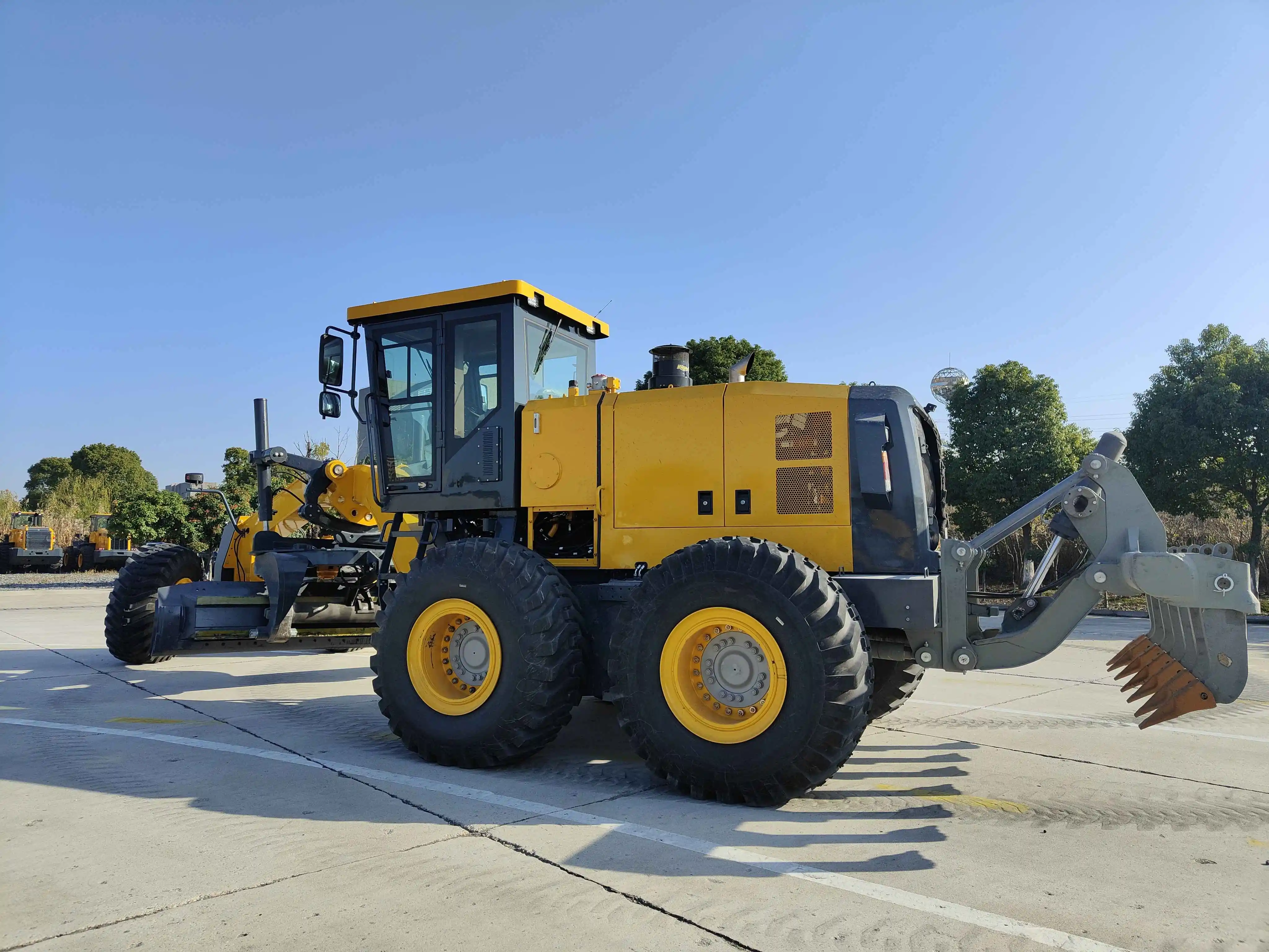 China Famous Brand Sinomach CNCMC Direct Sales 732T Mining Motor Grader 320HP Motor Grader With Cummins Engine