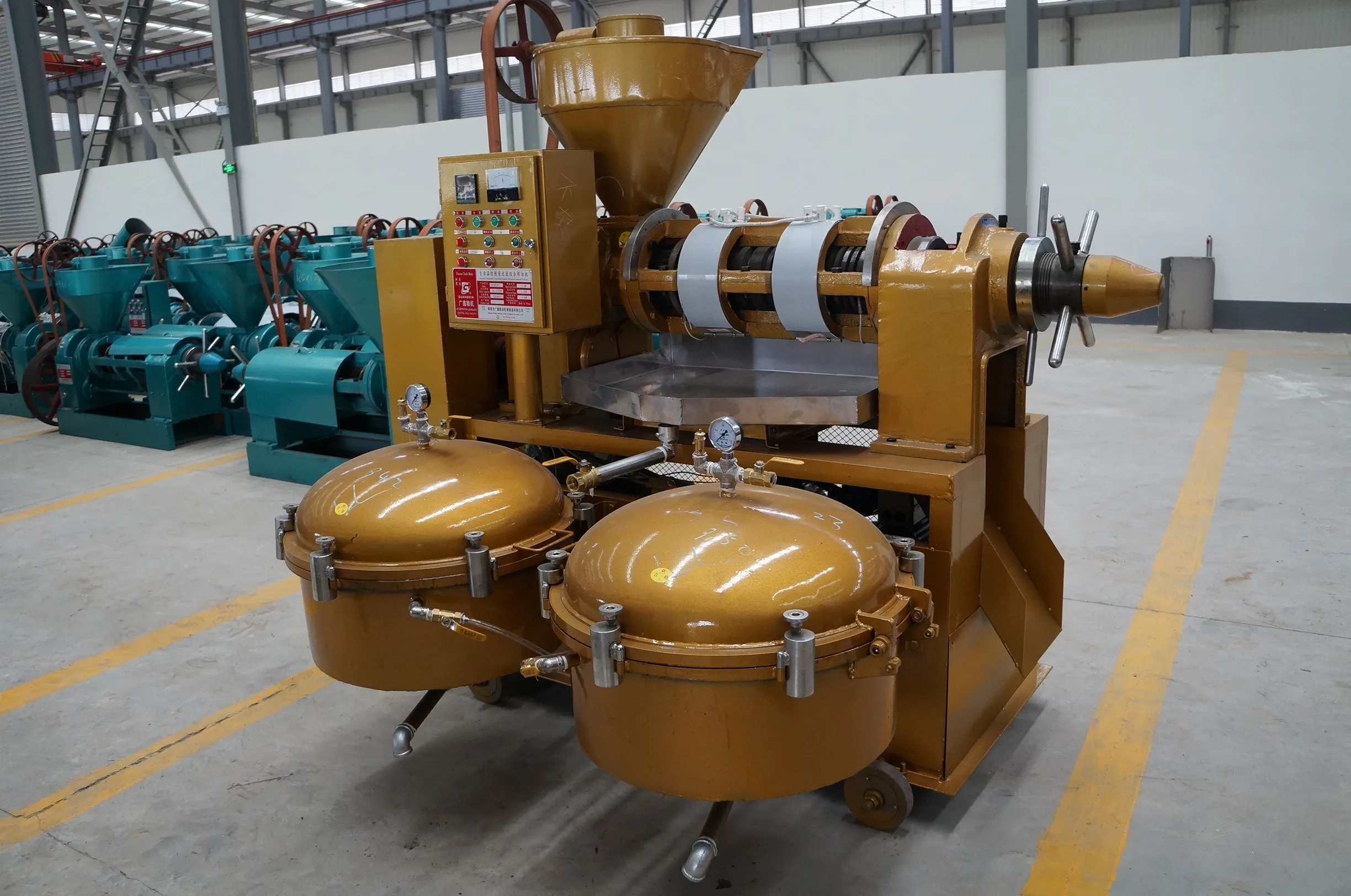 Guangxin YZLXQ120 Best Price Sunflower Oil Extraction Machine Commercial Soybean Sesame Shea Nut Combined Oil Pressers Machine