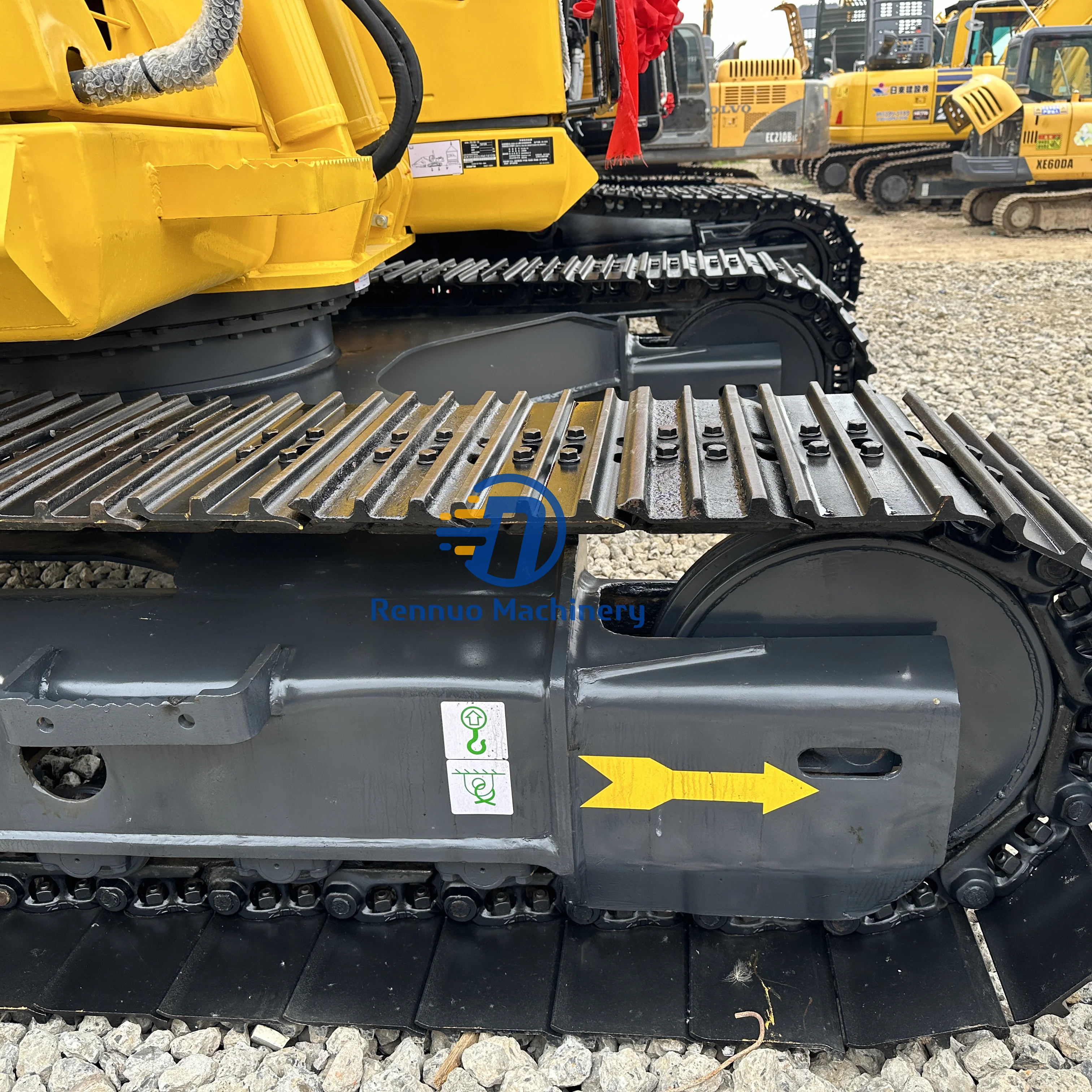 Rennuo Новое поступление подержанные Экскаваторы Komatsu в Дубае гусеничный экскаватор PC130 200 для сельского хозяйства