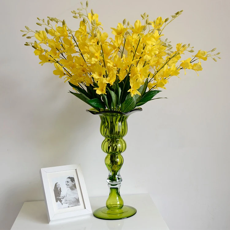 Silk artificial dendrobium orchids for wedding decorations and home decorations