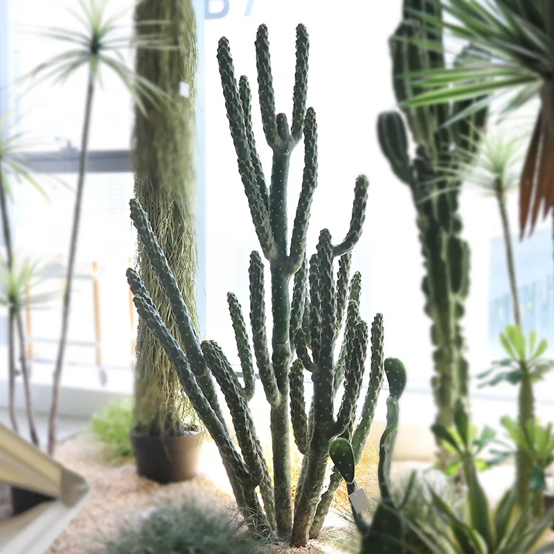 Green Plant Landscape Desert Artificial Plant Large-Sized Artificial Cactus with Iron Base for Decoration