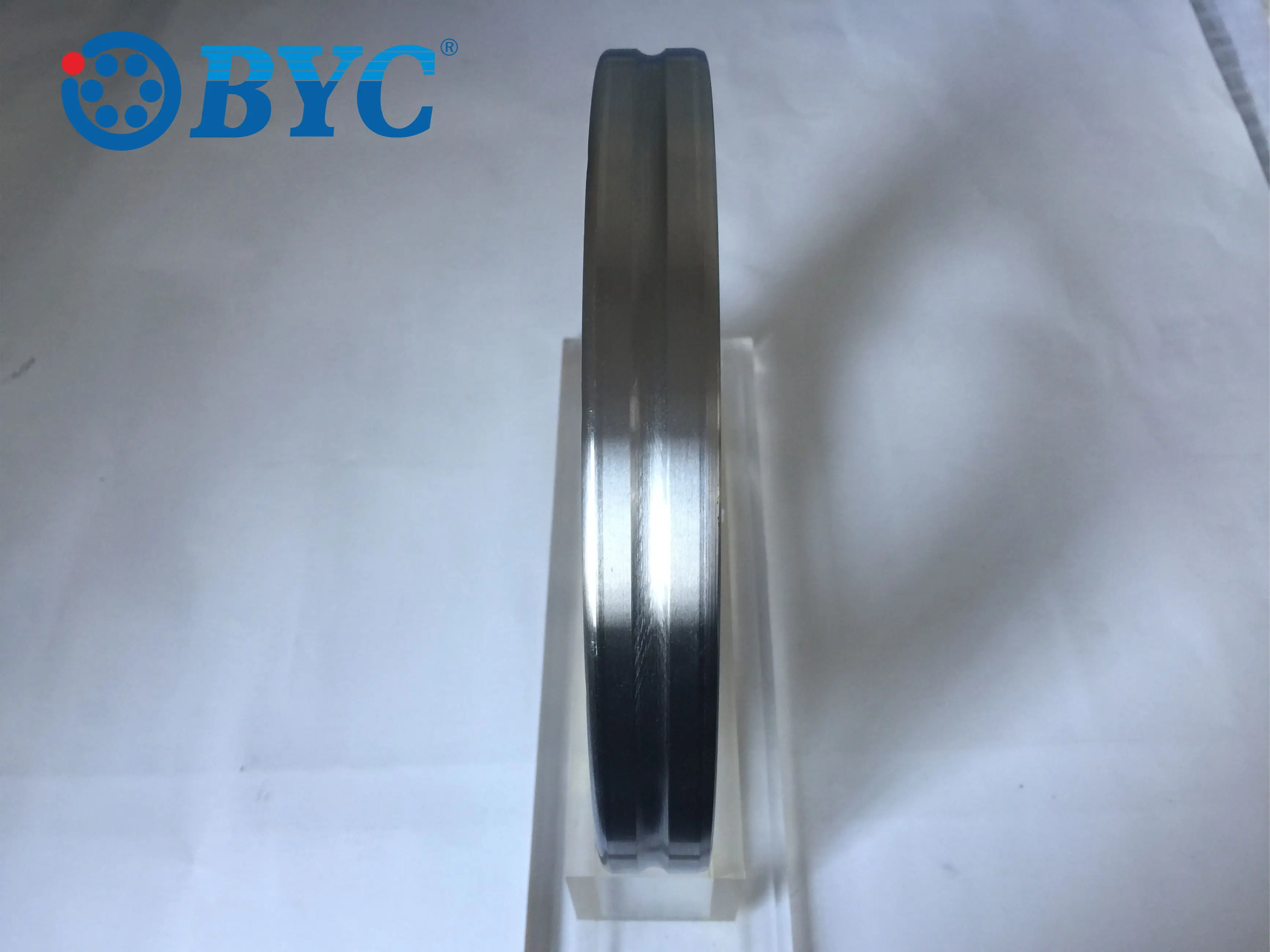 
XSU080168 crossed roller bearing|thin section slewing bearing 130*205*25.4mm 