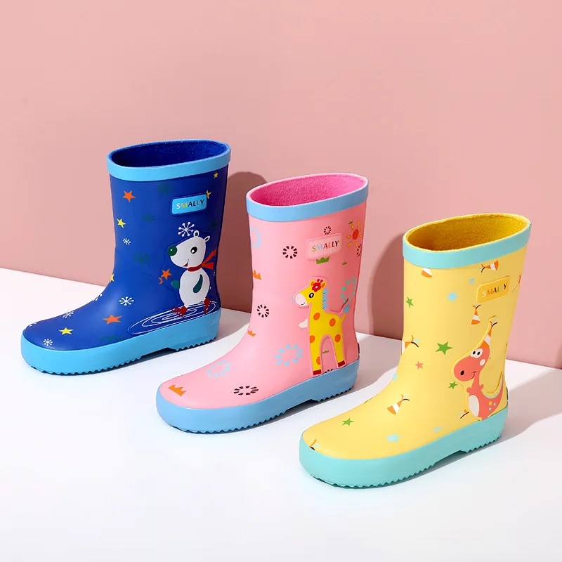 Wholesale Kids Glossy Boot Cute Cartoon Waterproof Rubber Durable Shoes Kids Rain Boots