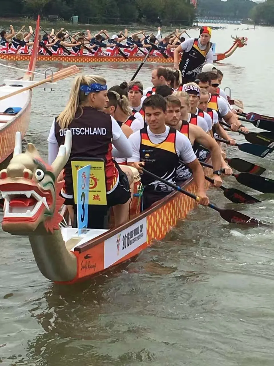 Customized New Material International Standard Dragon Boat RUI IDBF 22 Man Dragon Boat for Competitive Sport