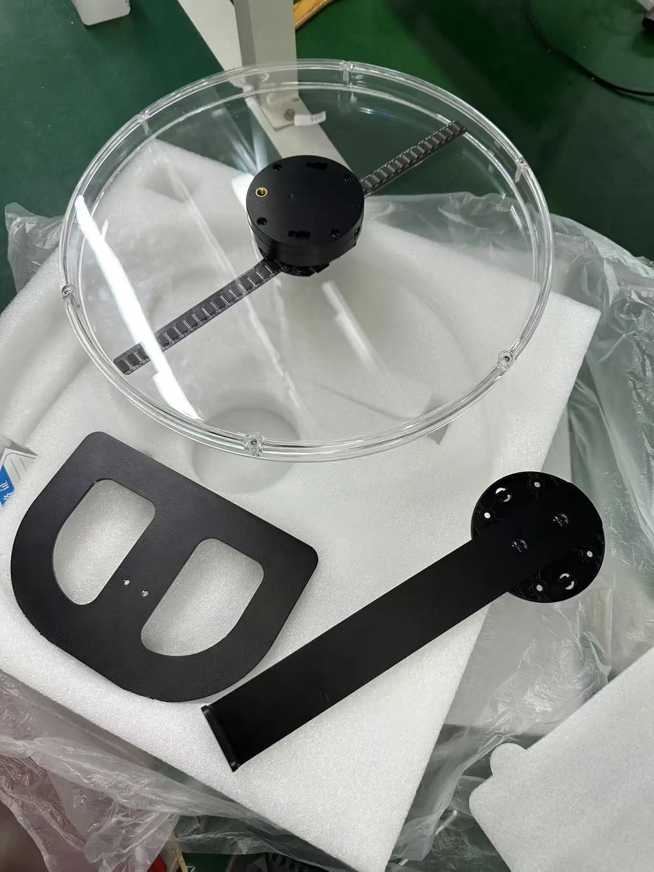 Hot selling G224-32 32cm 3D LED Hologram Fan With Free System 3d Led Fan 3d Holographic Display with protective cover