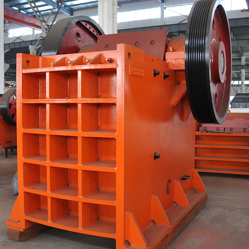 Щековая дробилка PE250*1000 китайского производства для измельчения горной породы руды карбоната кальция для мела гранита и др.