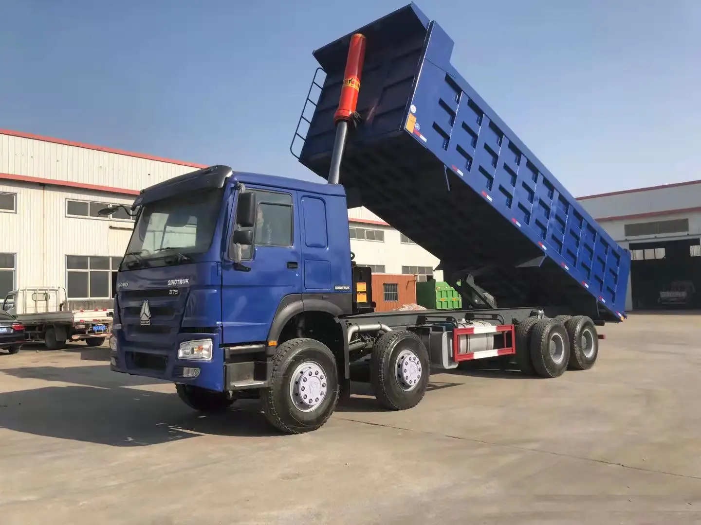 hot sell Chinese make SINO truck sinotruck sinotrucks howo375 howo371 375 371 371hp 375hp dumper dump truck loading trucks