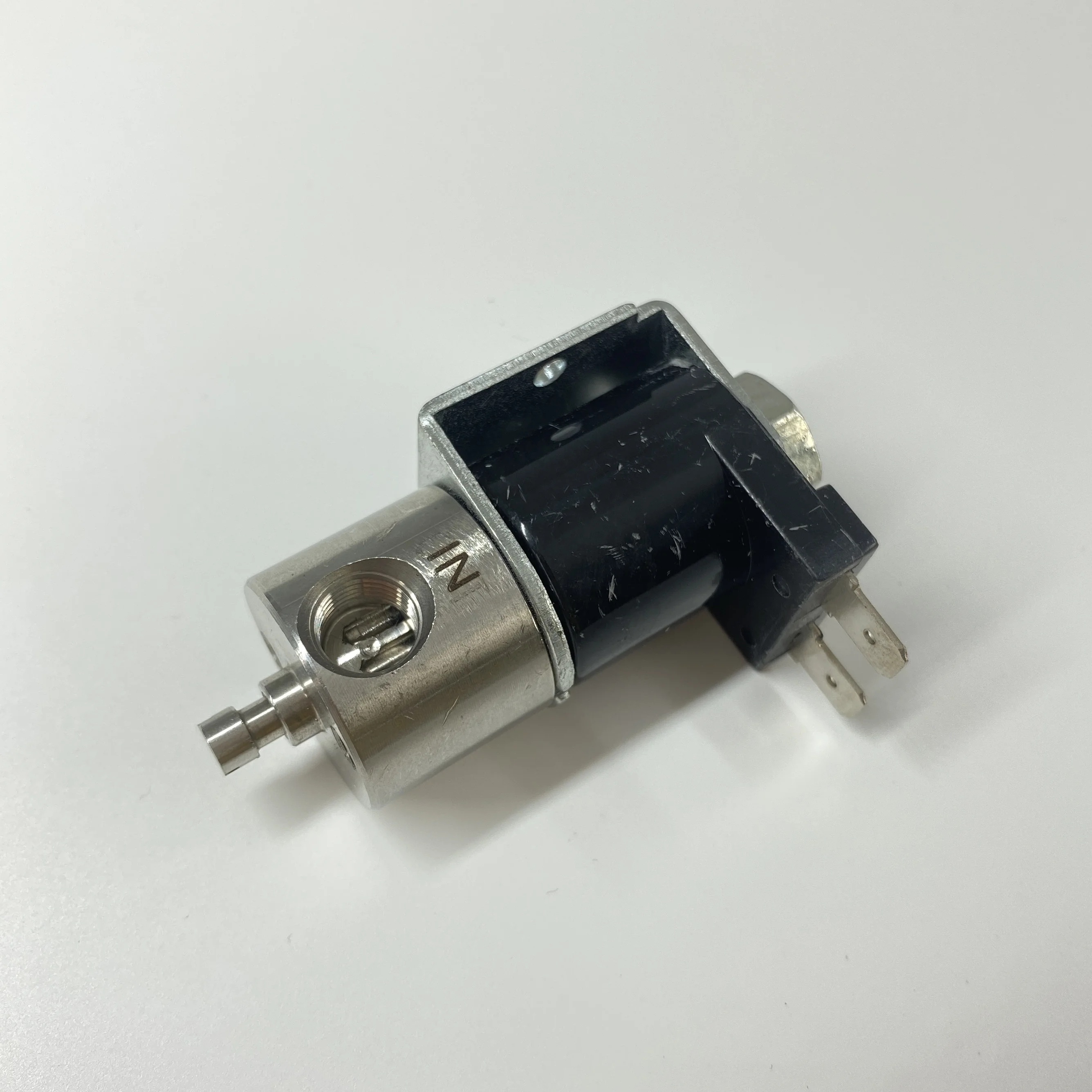 Hot Water 2 way Flow  Control Solenoid Valve  Stainless Steel 24V  Normal closed magnetic valve