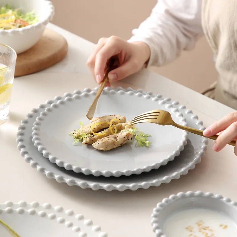 wholesale white wedding beads rim ceramic dinnerware set restaurant party porcelain chargers plate for wedding dinner plates