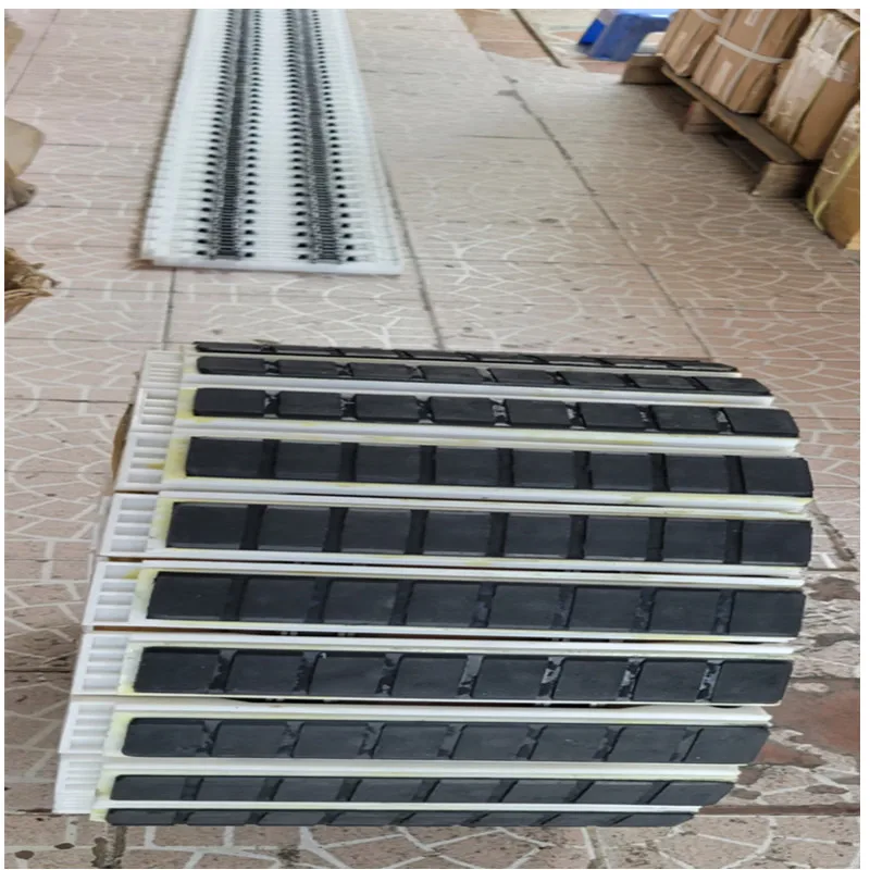 Glass straight line edger back plate chain set