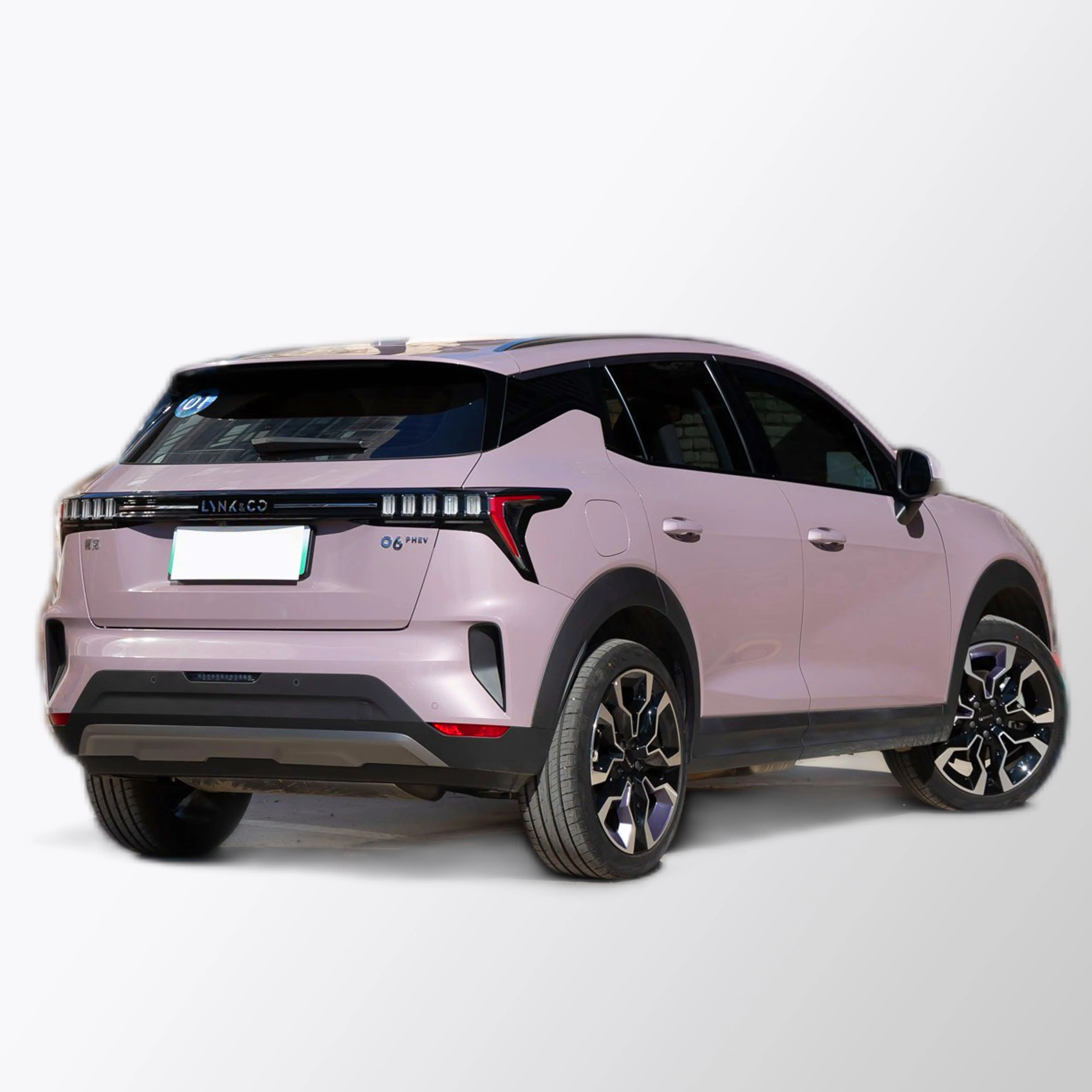 Lynk Co 06 PHEV Em-p Hot Sale LYNK CO 06 PHEV EV Electric Cars EV CAR Hybrid PHEV Low Cost Electric And Gas Car In Stock