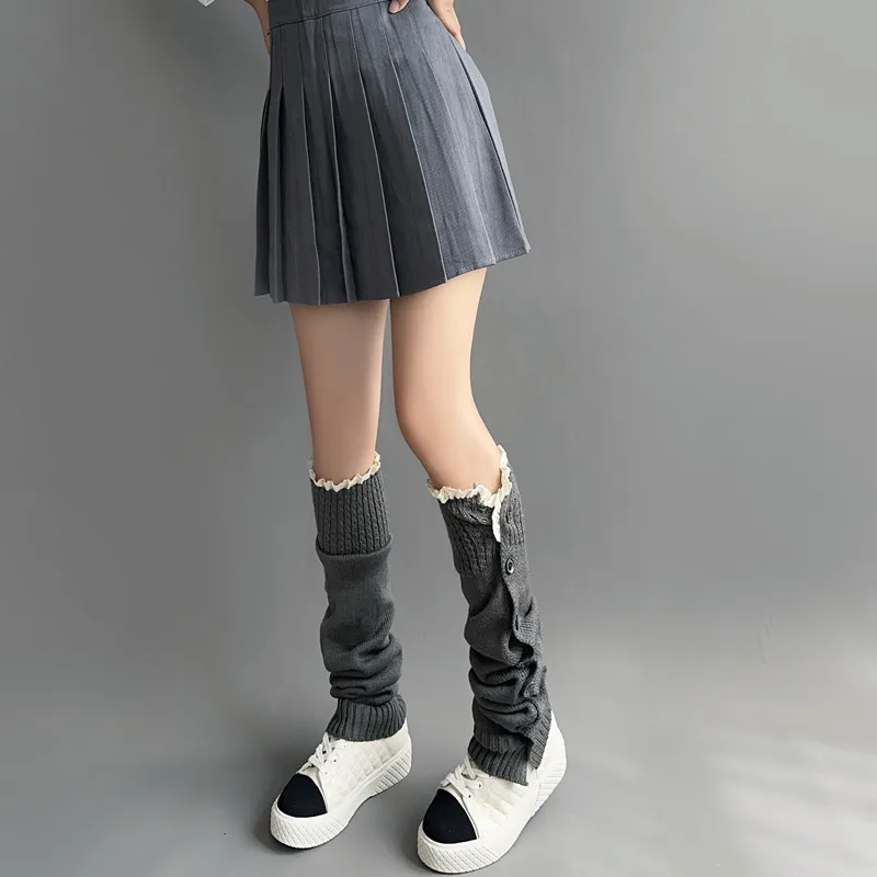 Single Breasted Botton Thick Long Chunky Boot Slouch Socks Wholesale High Knee Soft Custom Logo Women Winter Knitted Leg Warmers