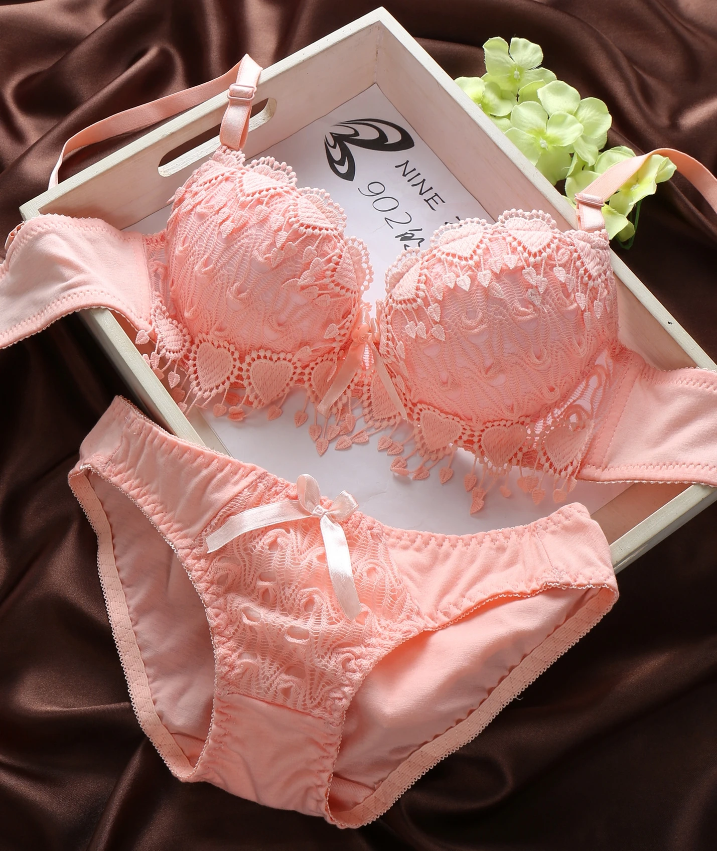
Hot selling japanese style cute bra set Push up lace breathable sweet ladies underwear and briefs 
