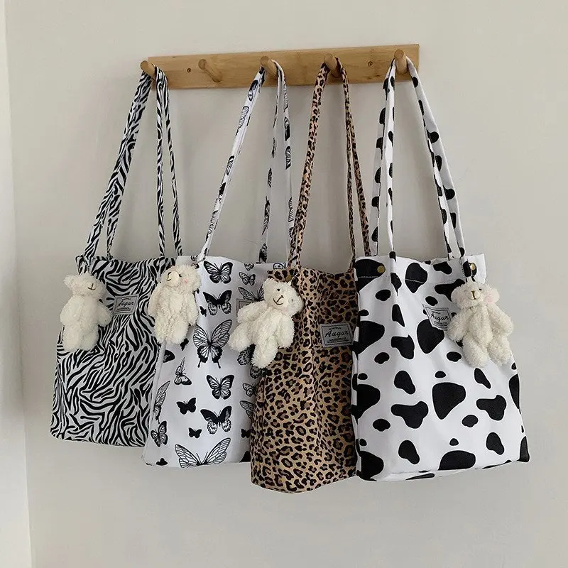 YIMYIK High Quality Personality Nylon Bear Bucket Bag Ins Butterfly Printing Shoulder Bag for Woman