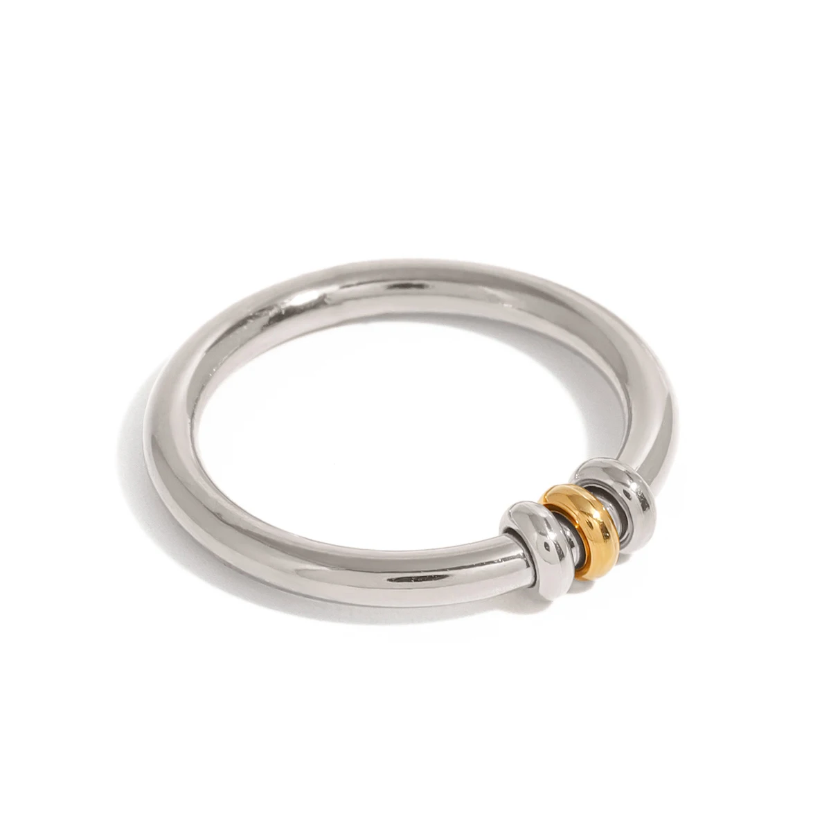J&D Simple Everyday Wear 18k Gold Stainless Steel Minimalist Triple Circle Rings