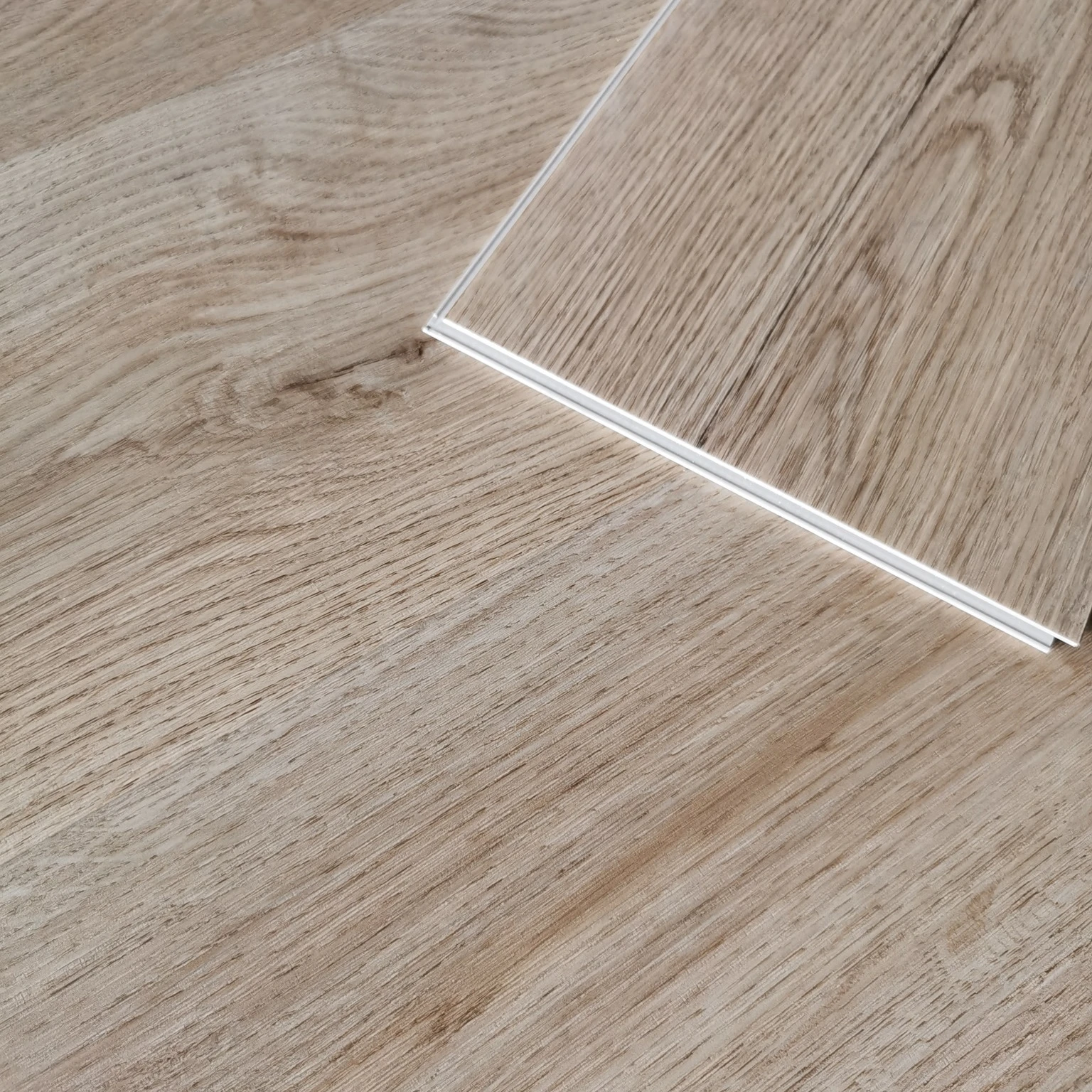 Wood Design Oak Hybrid 5mm 6mm Spc Flooring 8mm Waterproof Fire Resistant Floor Tiles That Stick