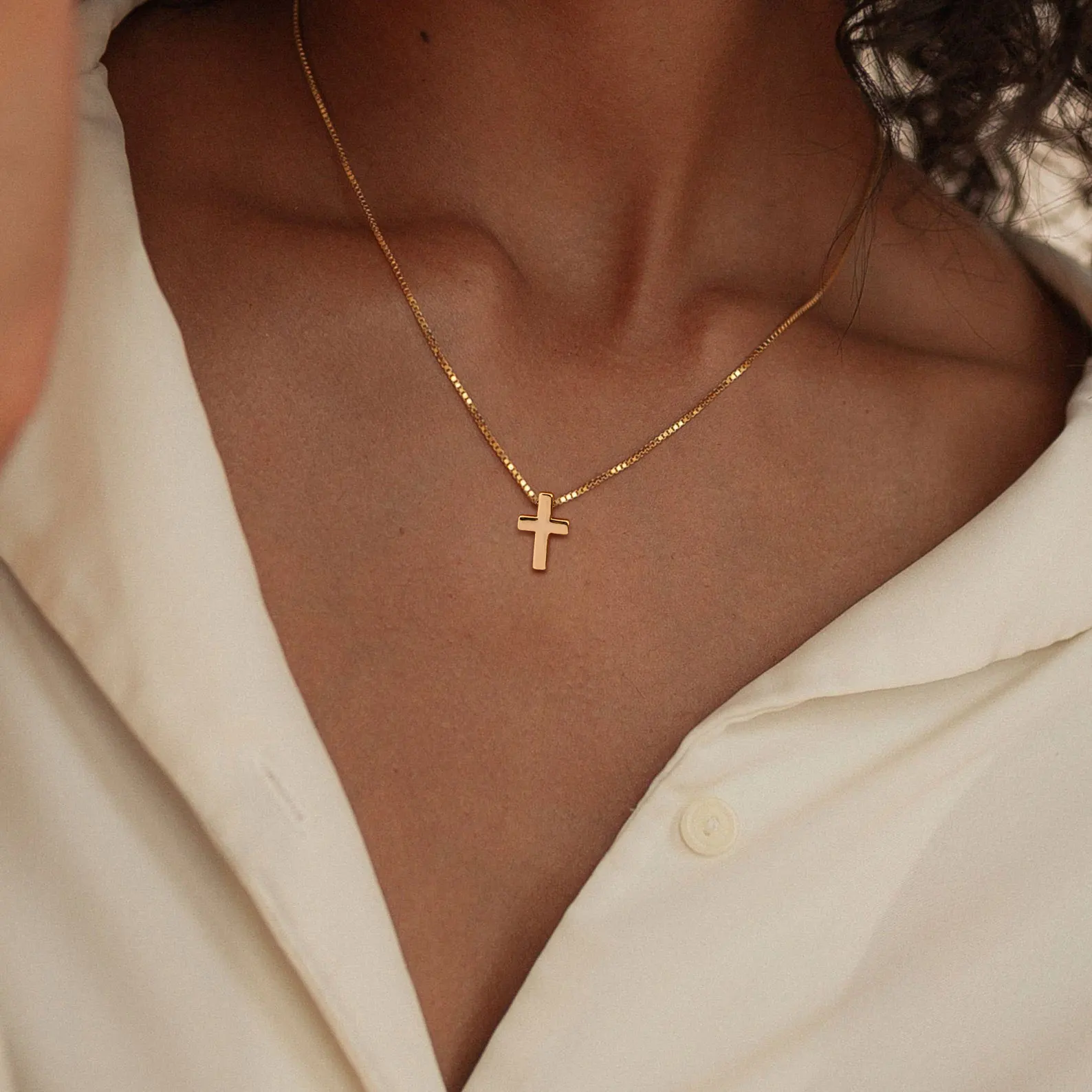 NUORO New Fashion Jesus Cross Charm Necklace for Women Brass 14k Gold Plated Chain Shiny Crystal Zircon Religious Cross Necklace