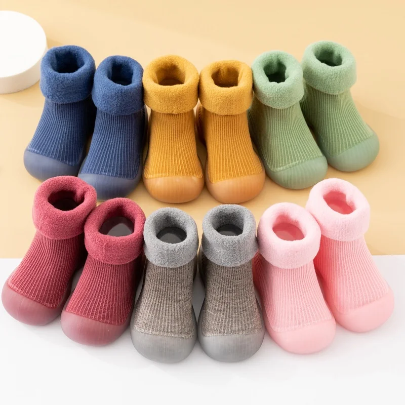 Wholesale Winter Thick Terry Floor Socks Baby Toddler Warm Anti Slip Walking Shoes Socks With Rubber Sole