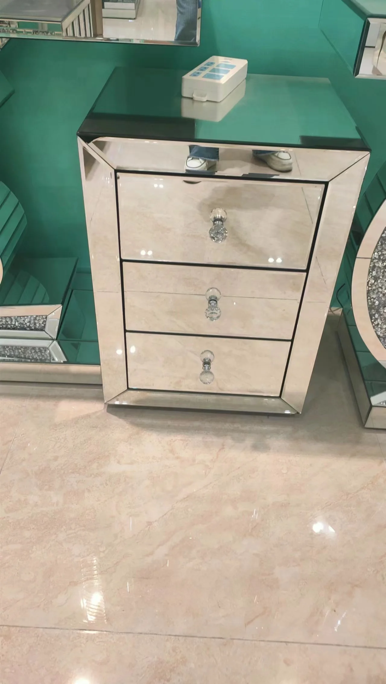 Quality  Champagne Silver Modern Furniture Metal Base Nightstand With 2 Drawers mirrored bedside table