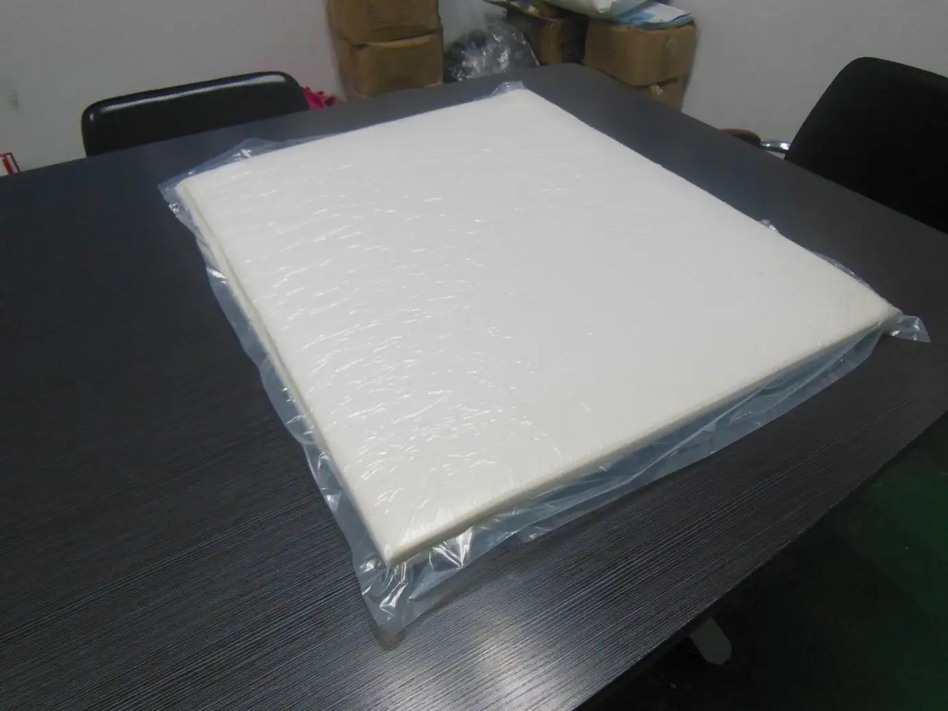 Vacuum packing machine