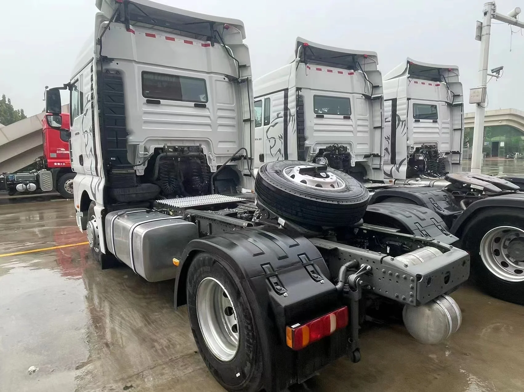 2024 Top Quality Automatic Gearbox Sinotruk SITRAK 4X2 C7H Truck Head