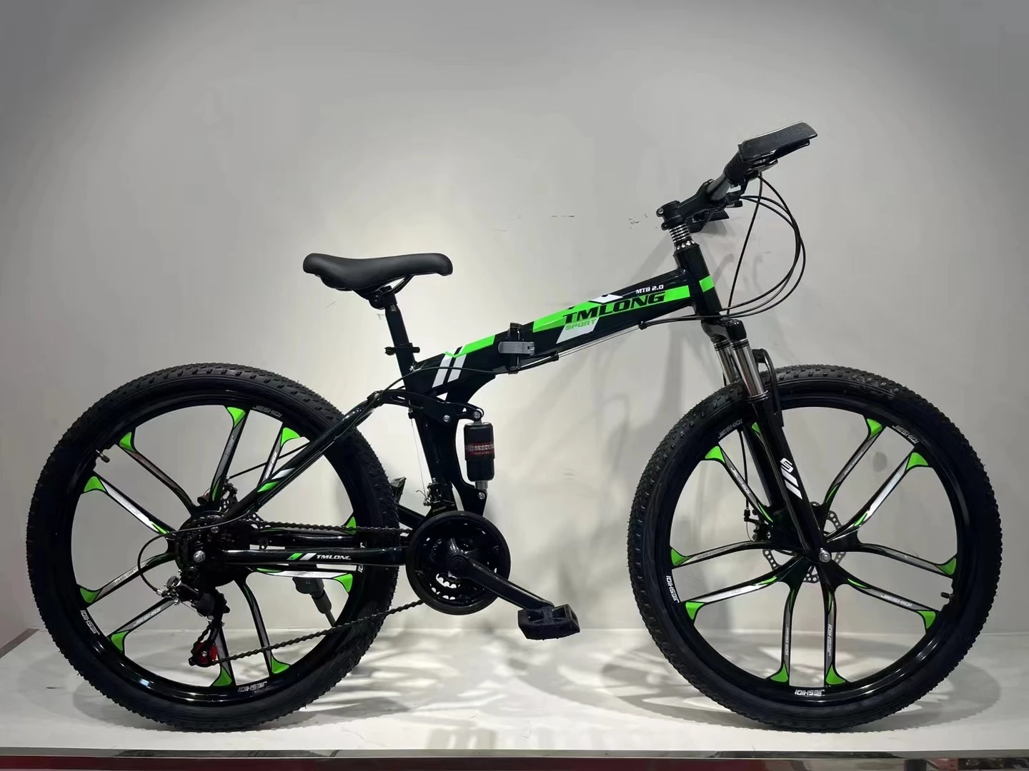 2024 Chinese Factory popular 26 inch folding bike bicycle foldable bike 21 speed mountain bike.