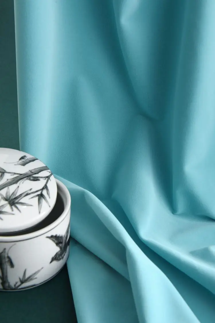 China manufacturer 100% Polyester colorful antistatic Velvet Fabric For Garments