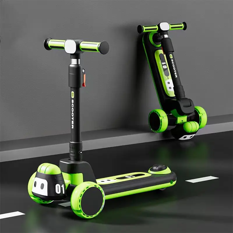 Factory Sale Kids Scooter 3 Wheel Flashing Music Non Electric Kids Scooter Children Skateboard Sliding Scooter