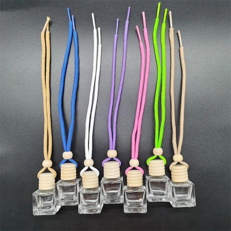 Hot Selling Square Car Perfume Bottle Essential Oil Pendant Diffuser Hanging Glass Bottle  Air Freshener  Fragrance Glass Jar