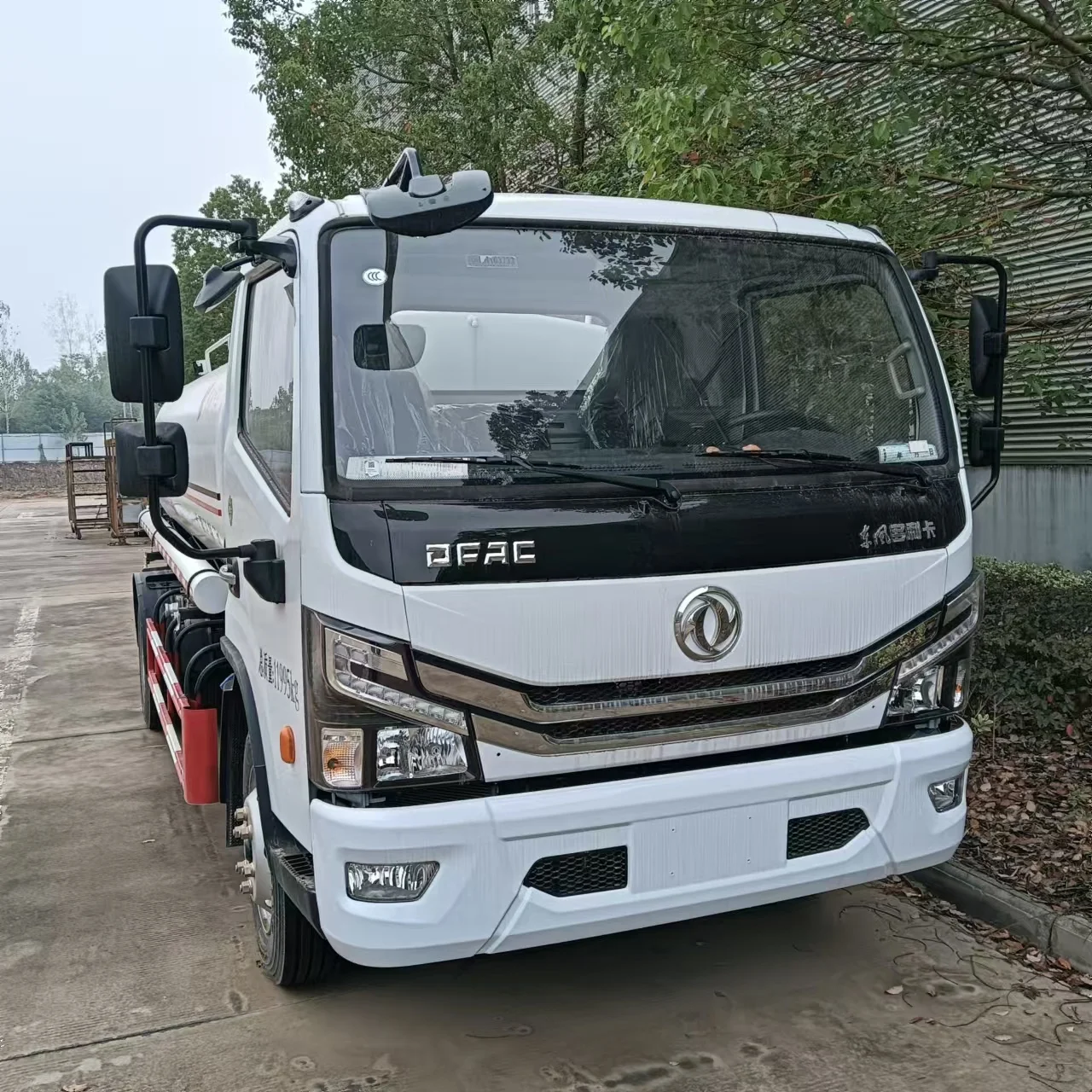 DongFeng 205 л.с. 18 тонн коробка передач 6 11 кубических метров водовоз для полива растений стремительных дорог