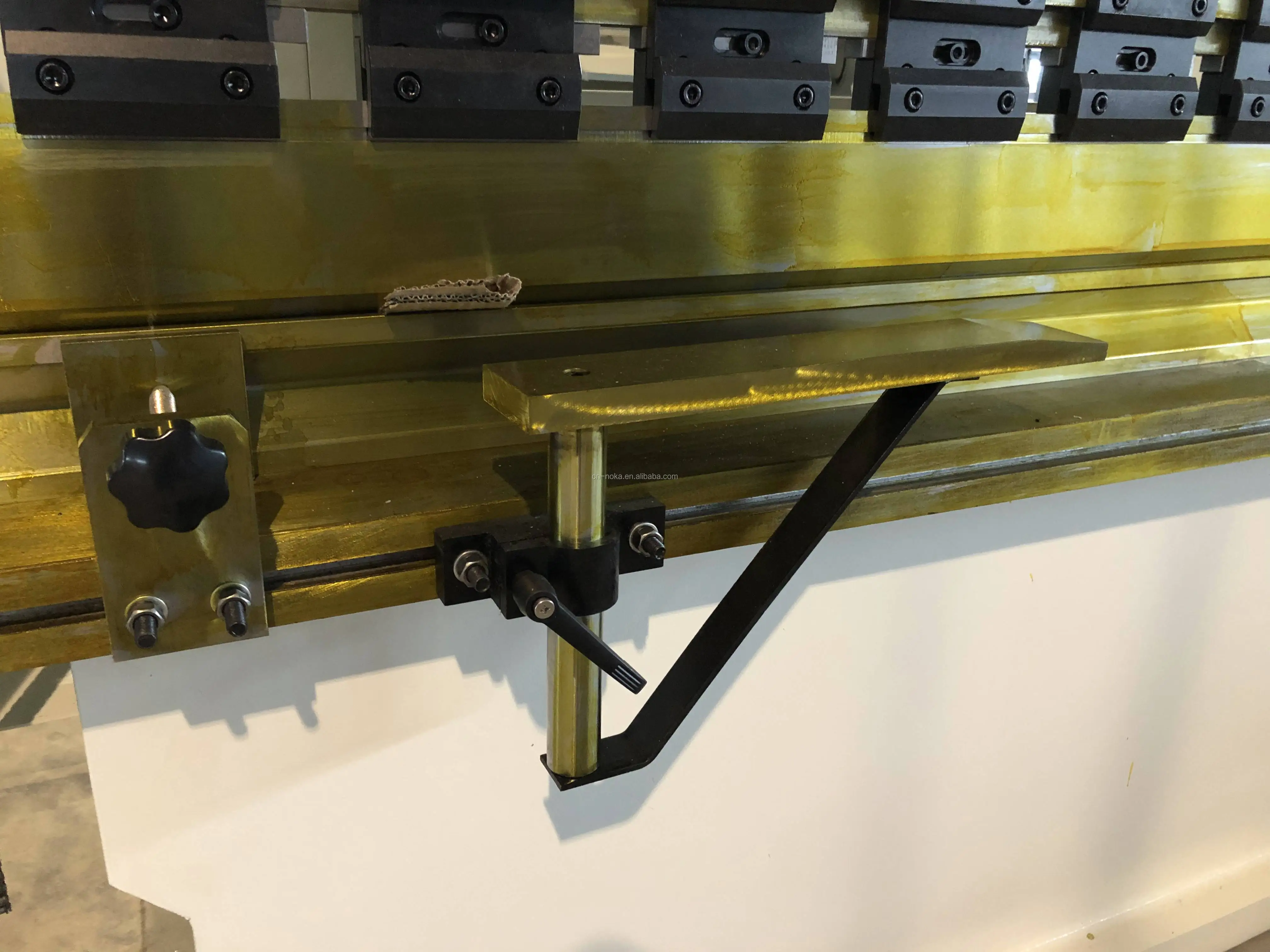 Metal Folder Bending Bender Forming Machine NOKA Sheet Metal Bending Machine/press Brake Price With Delem 69t CNC Press Brake