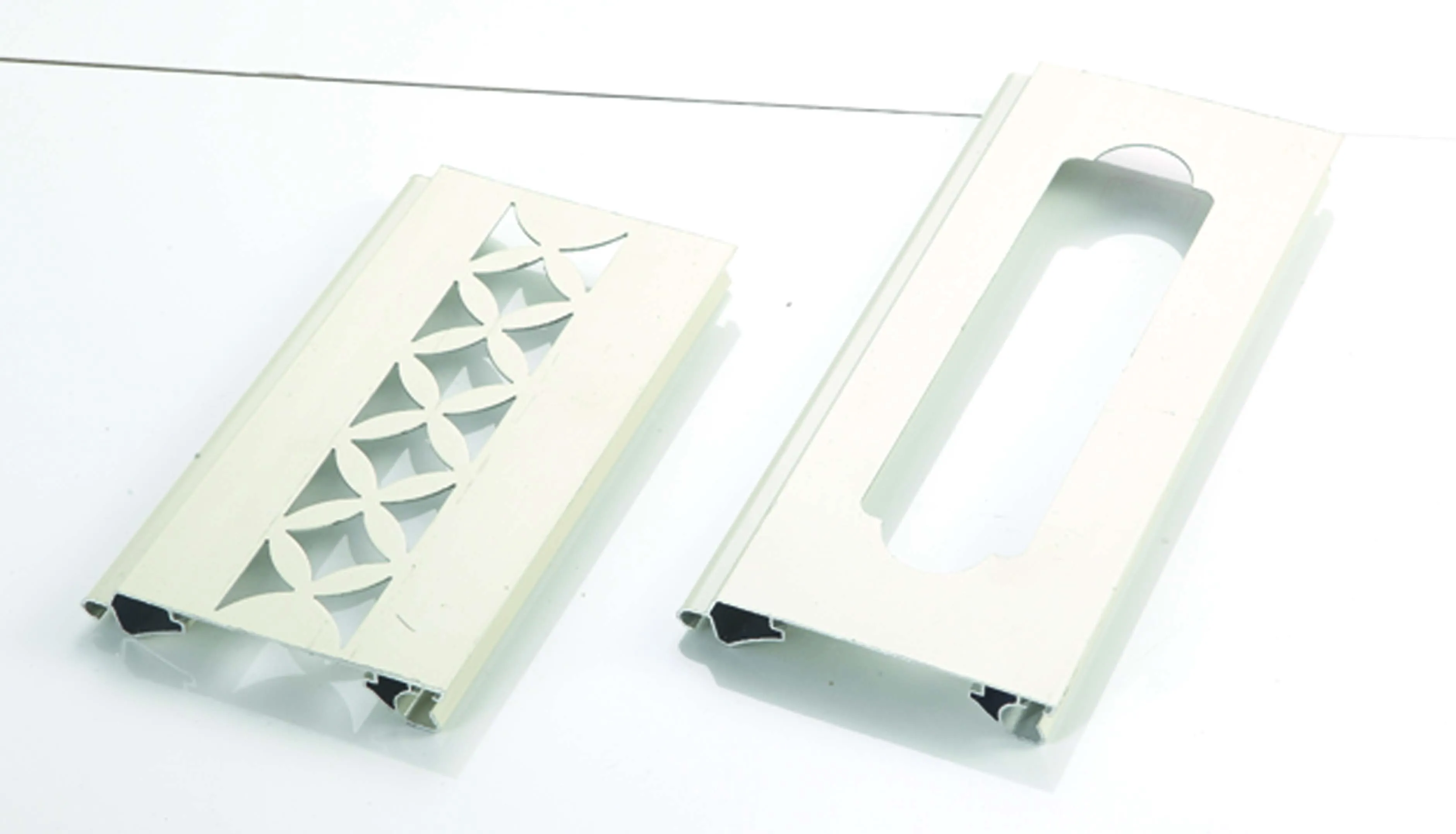 Aluminum Blinds Slats For Horizontal Blinds Aluminium Extrusion Roller Shutter Profile OEM  Aluminum Slats For Blinds Part