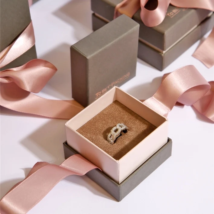 High quality custom logo ribbon bow gold cardboard paper jewelry gift box with lid