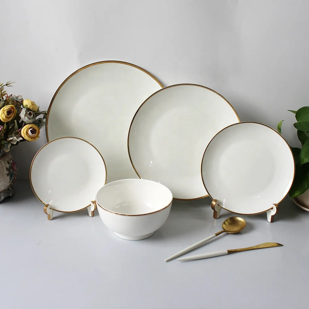 Gold rimmed charger plate dinner plate for wedding hotel rental