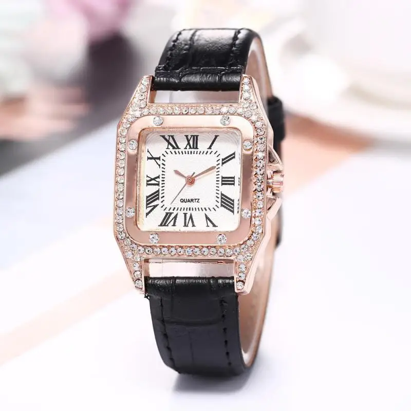 2022 Fashion Leather Woman Wrist Watch Band Quartz Wristwatch Luxury Gold Watch Creative Ladies Quartz digital watches For Women