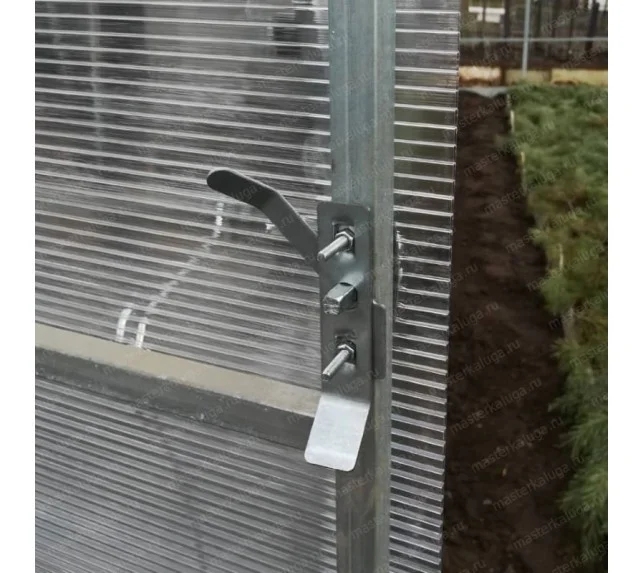 New design polycarbonate garden single door Galvanized steel tunnel greenhouse