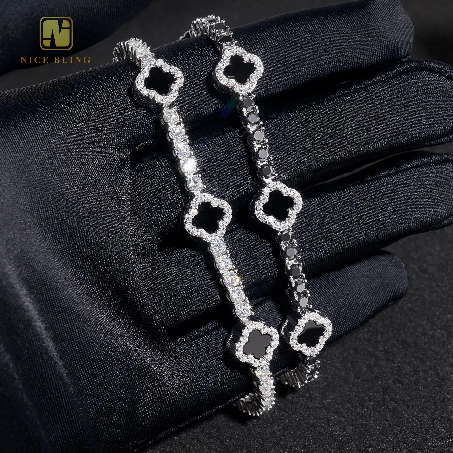 New Arrivals Jewelry 3mm  Iced Out Hip Hop Bracelet 925 Sterling Silver Black & White Moissanite Clover Tennis Bracelet necklace