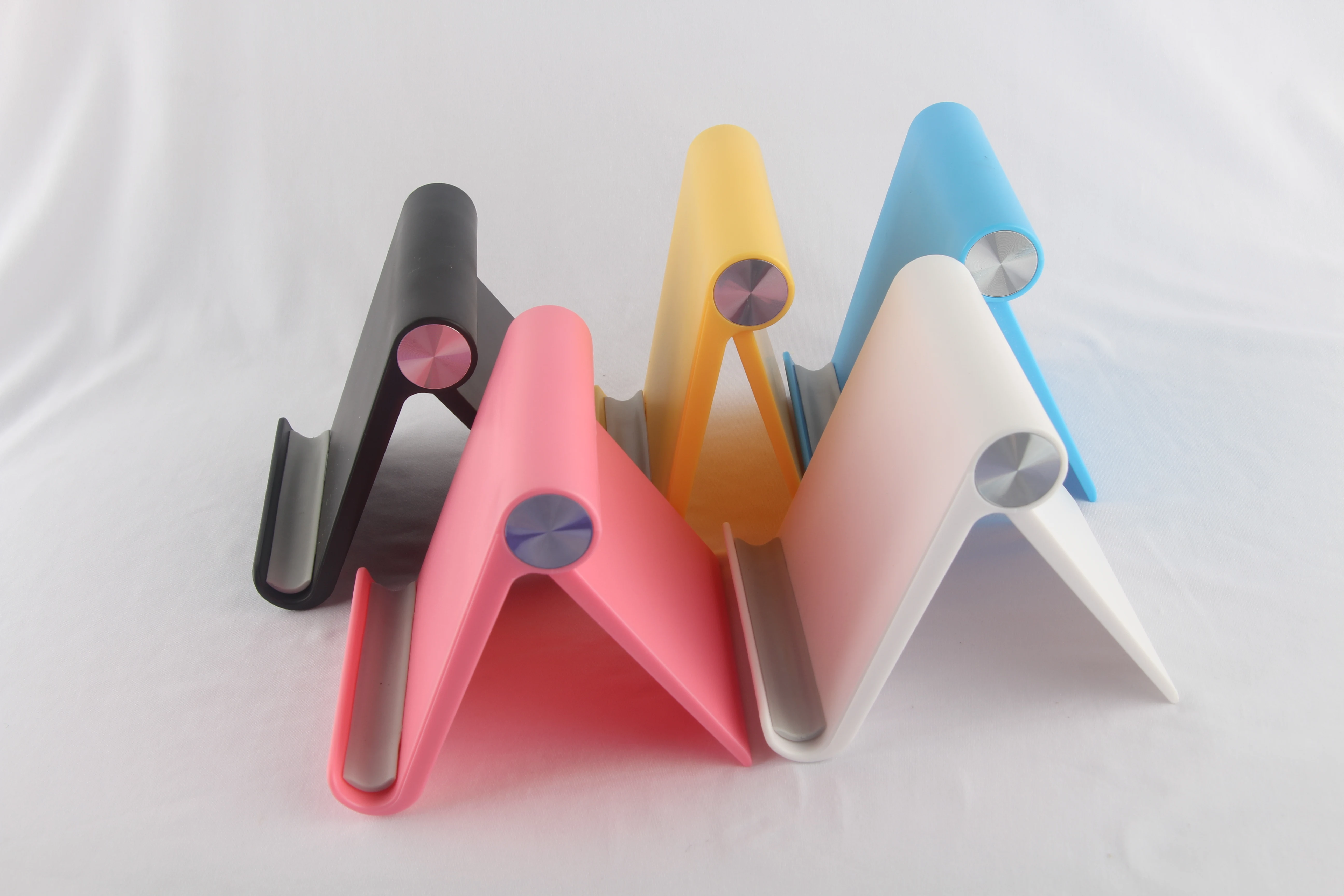 Universal mobile use and abs silicone material mobile phone holders