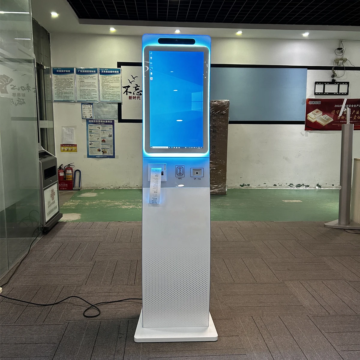 24 inch digital interactive touch screen kiosk food ordering  self serve self pos payment thermal printer  windows