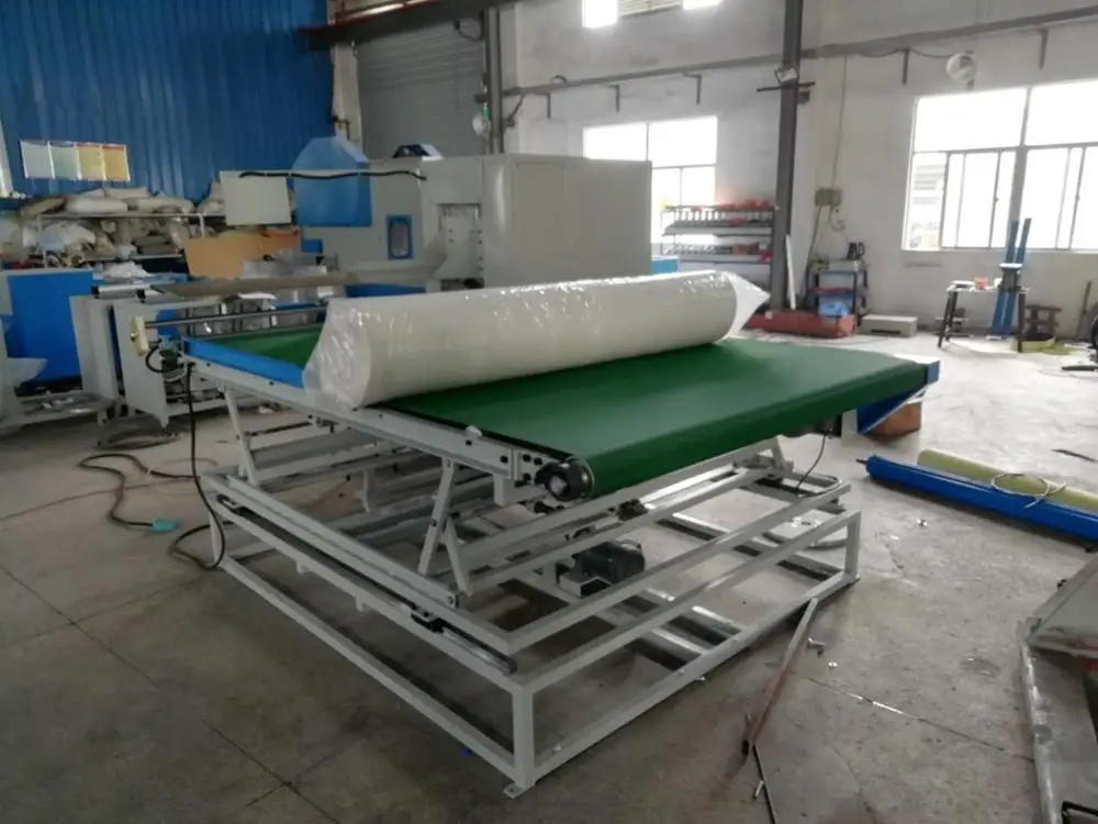 2020 Easy operate Automatic mattress packing machine precision mattress cover cushion packing machine for sale AV-303M