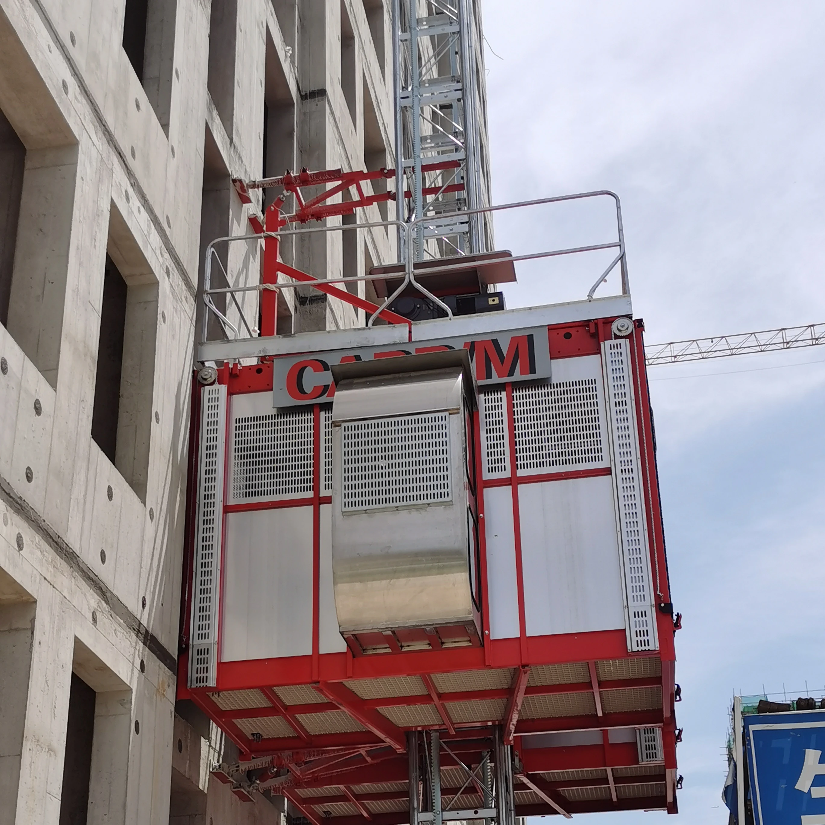SC series building construction elevator with single or double cage builders and cargo lift China  manufacturer