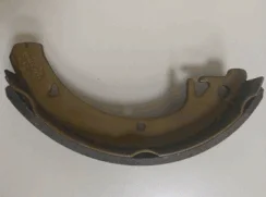 Super wear-resistant Lada 2108 Car Parts Drum Brake Pad Ceramic brake shoe 2108-3502090 Cheap Price
