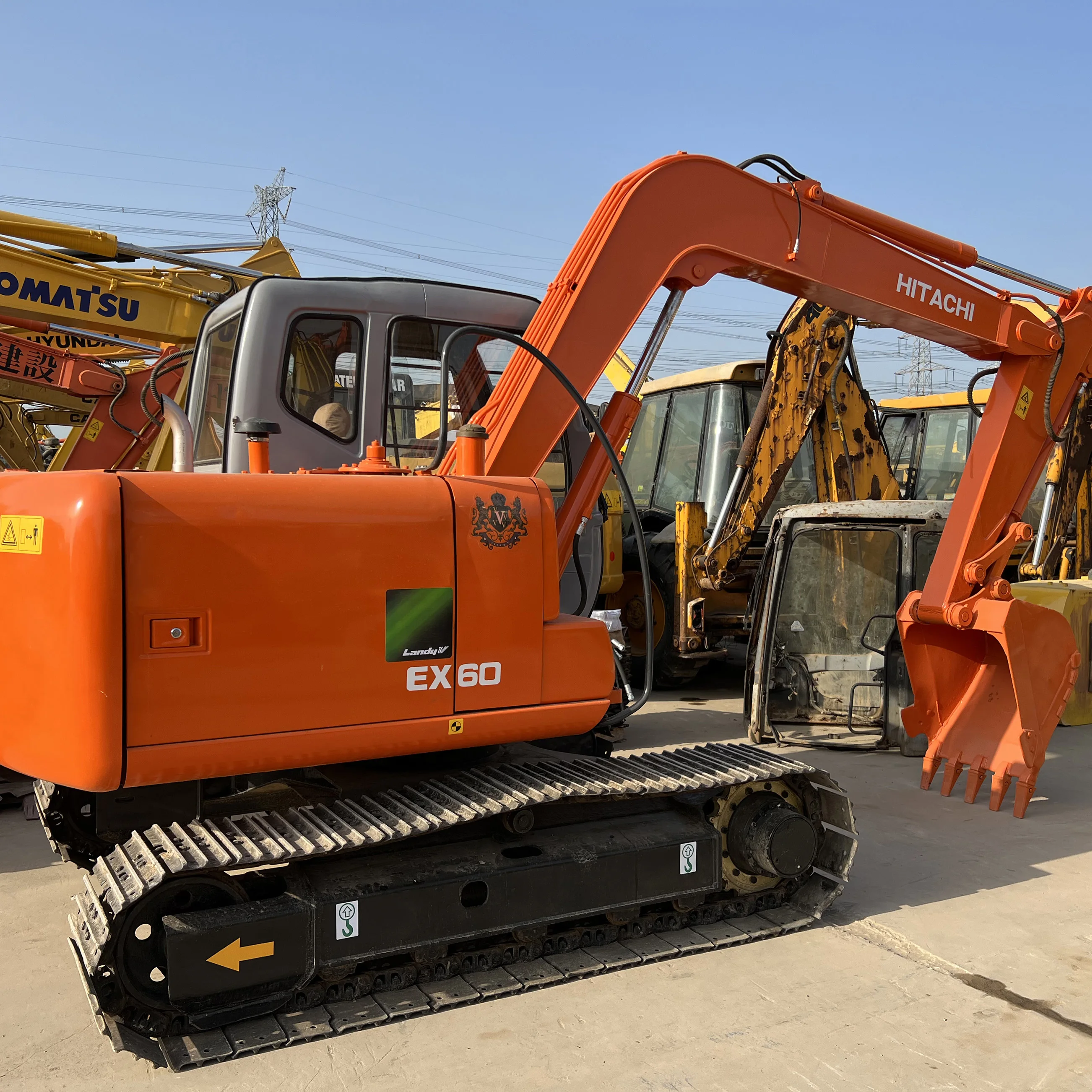 Japan hitachi EX60-5 подержанный экскаватор гидравлический гусеничный для продажи
