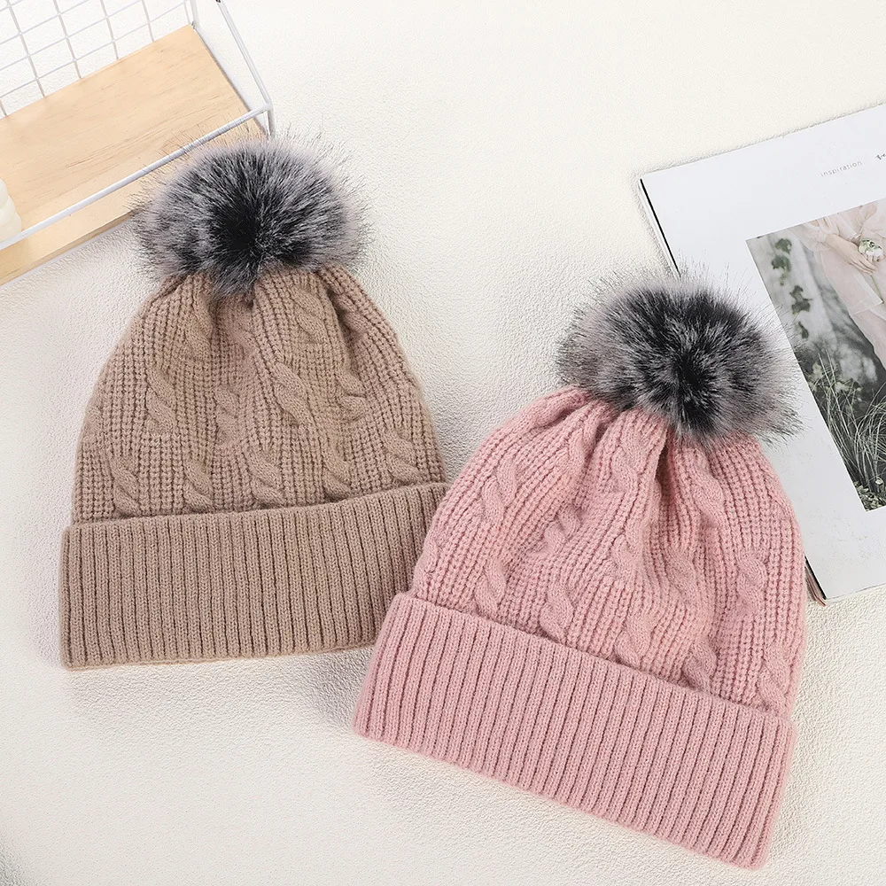 Wholesale Thick Jacquard Beanie Knitted Acrylic Fabric Unisex Winter Hat Beanie Hats With PomPom