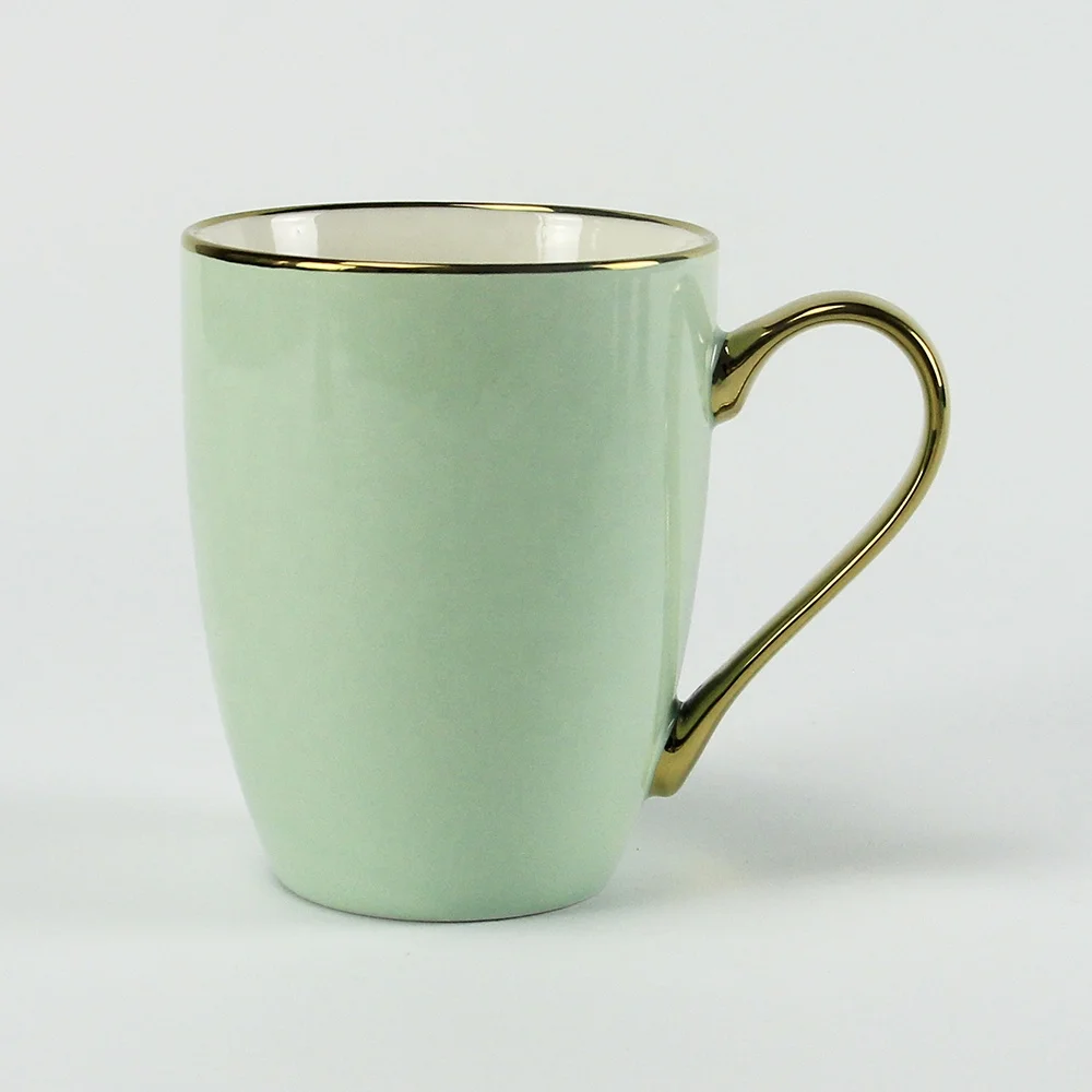 Factory direct sale barrel shape ceramic color glazed gold coffee mug with golden handle