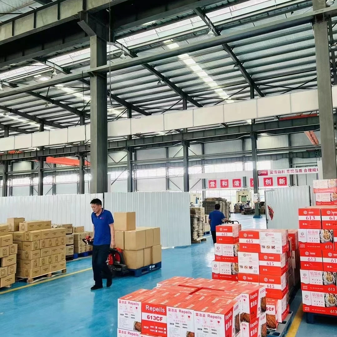 Custom logo large rolls 7 micron 11 micron aluminum foil alloy 1235 aluminum foil