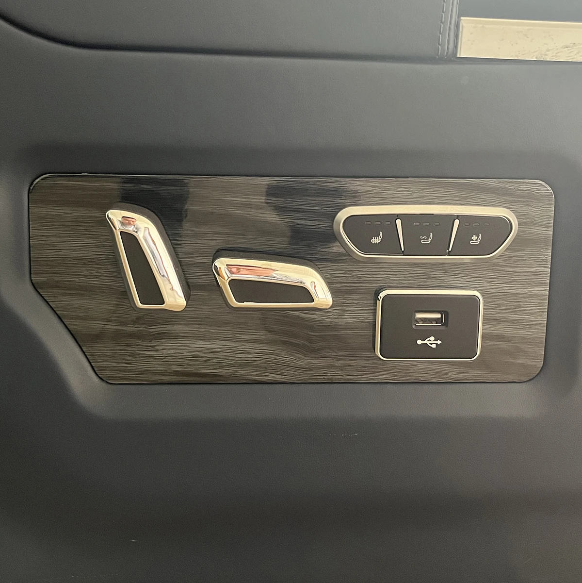 ST-HD Mpv Субару Outback вентилируемые полулежа Массажная мощность поворотные регулируемые vip для автомобильных электрических роскошный фургон сиденья автомобиля