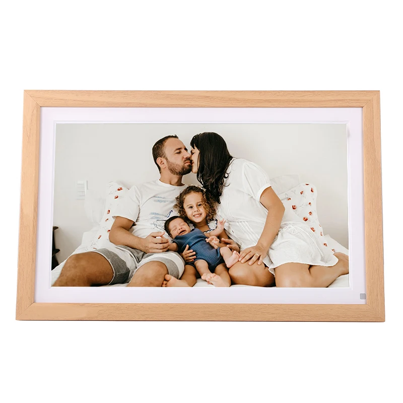 Frameo APP 15.6 Inch Frame With Touch Screen share Photos Videos from OEM factory Wifi Digital Photo frames